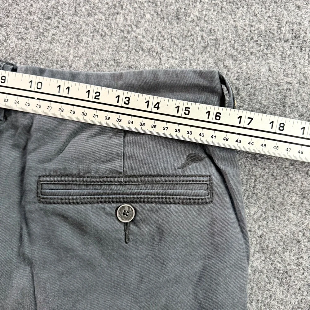 Tommy Bahama Boracay Shorts Mens 33 Charcoal Grey Cotton Tencel Chino Flat Front